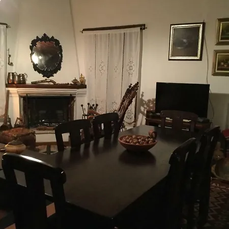 Filia House - Kalavryta Feriehus