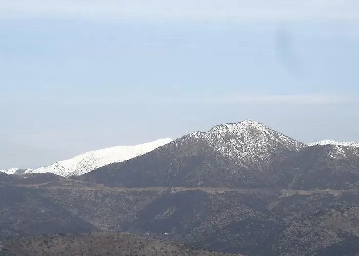 בית נופש Filia House - Kalavryta קליטוריה