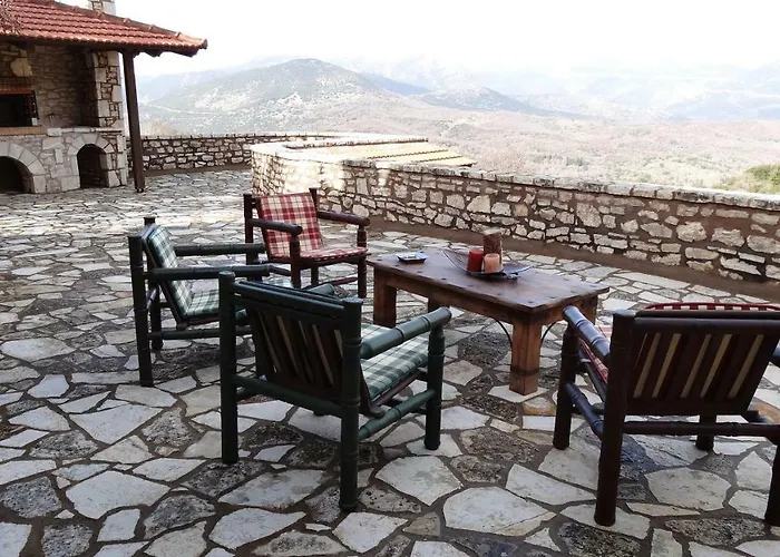 בית נופש Filia House - Kalavryta *