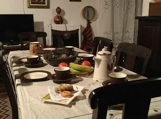 Filia House - Kalavryta * 克里多利亚