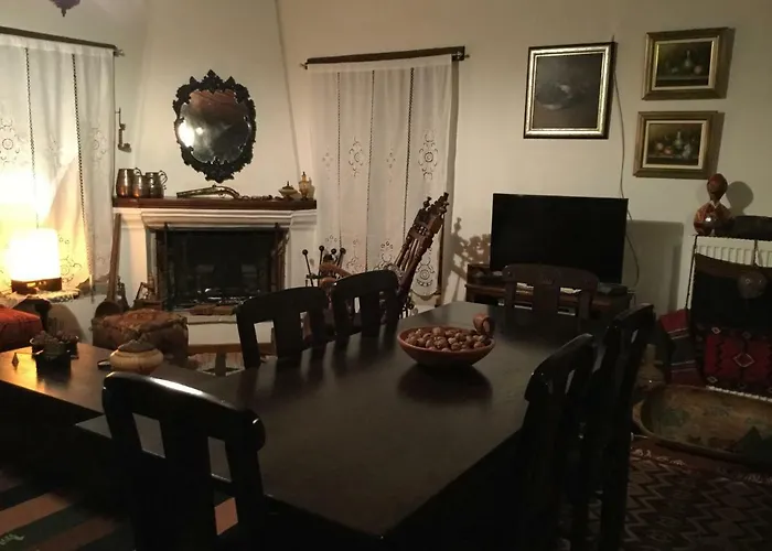 Filia House - Kalavryta Feriehus