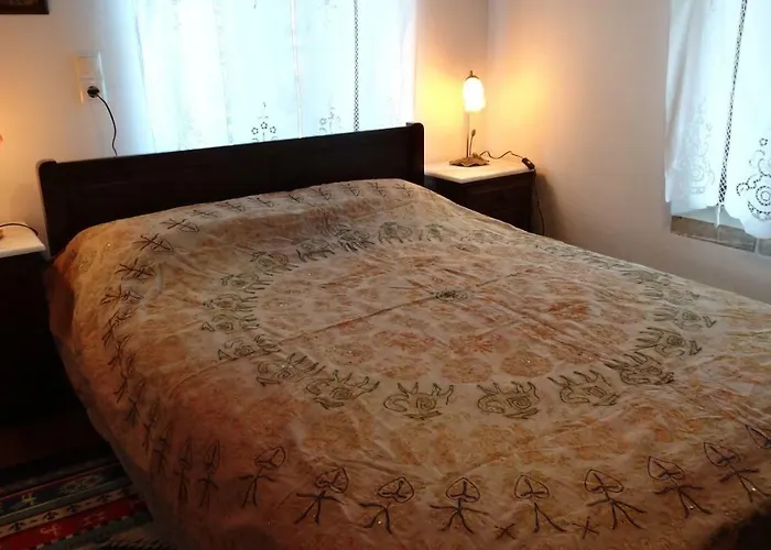 Filia House - Kalavryta * 克里多利亚